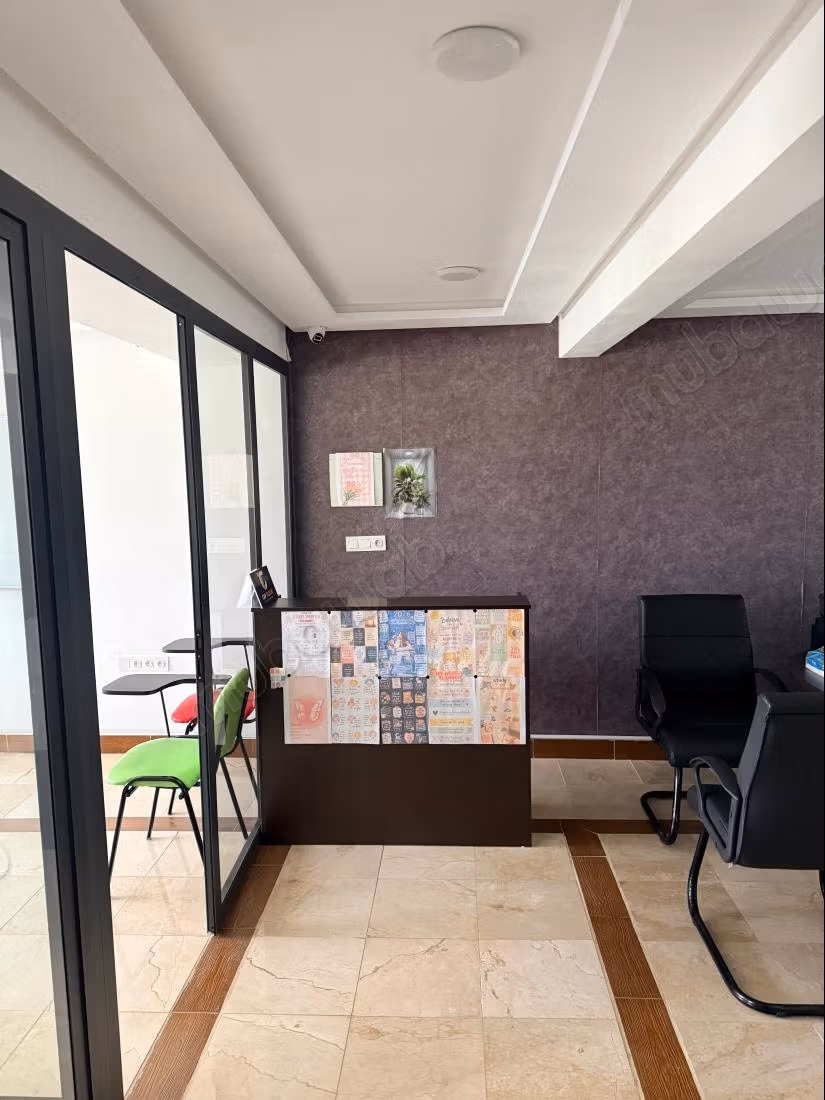 Ufficio in affitto in via principale Malabata