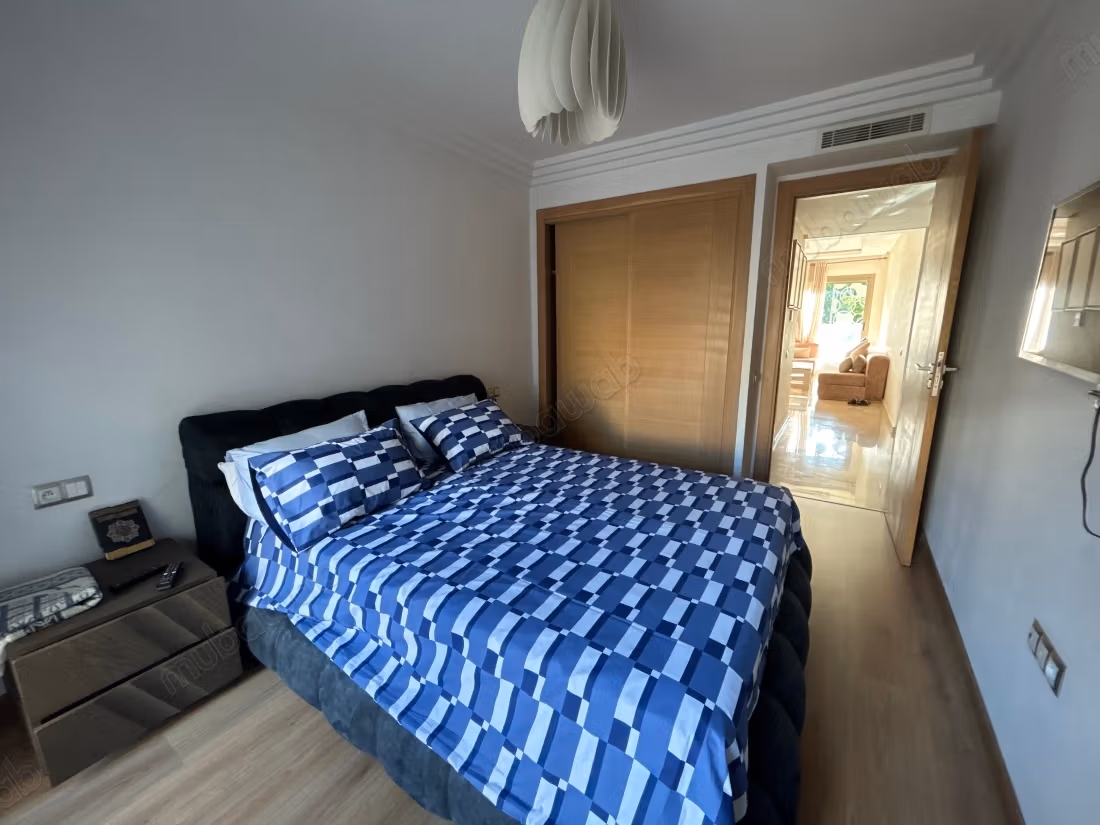 Appartement quasi neuf à Oasis
