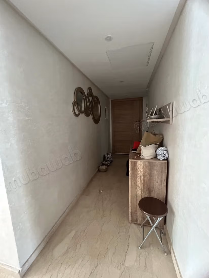 Appartement quasi neuf à Oasis