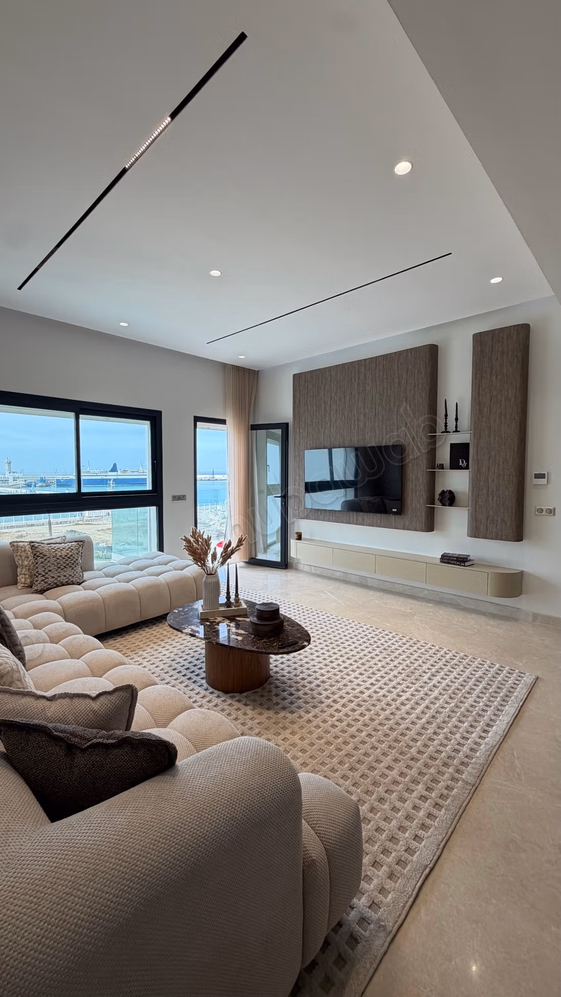 Superb apartment with sea view in LA MARINA with swimming pool