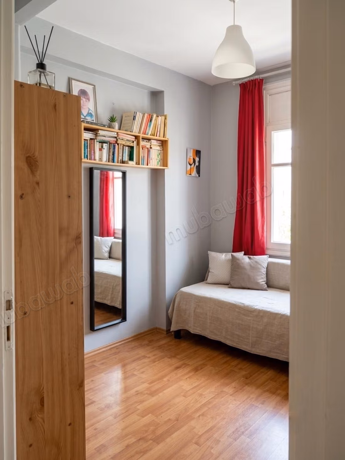 Vend appartement à Sidi Maarouf. 4 chambres agréables. Antenne parabolique et sécurité