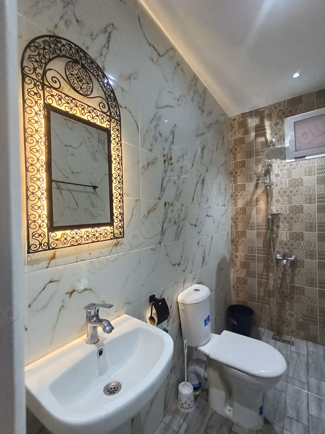 Apartments for rent in Chefchaouen. Total area 55 m². Traditional Moroccan living room, secure residence