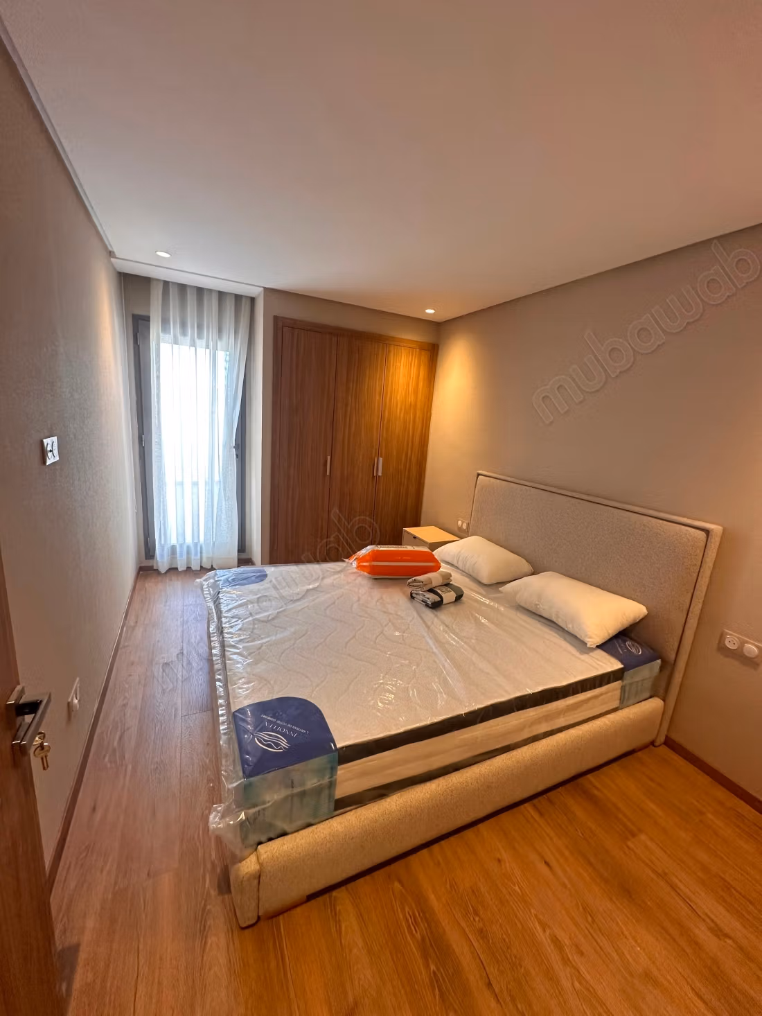 Apartamento amueblado de 2 habitaciones salón nuevo en OASIS