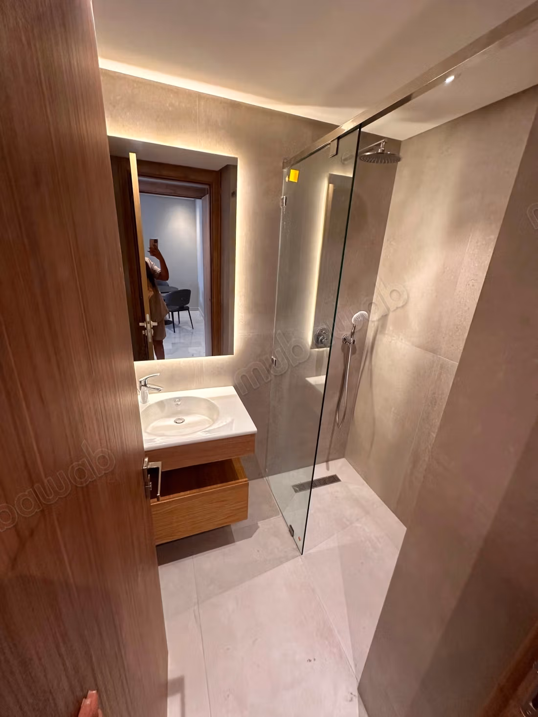 Apartamento amueblado de 2 habitaciones salón nuevo en OASIS