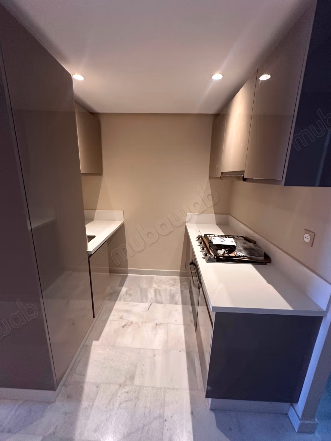 Apartamento amueblado de 2 habitaciones salón nuevo en OASIS