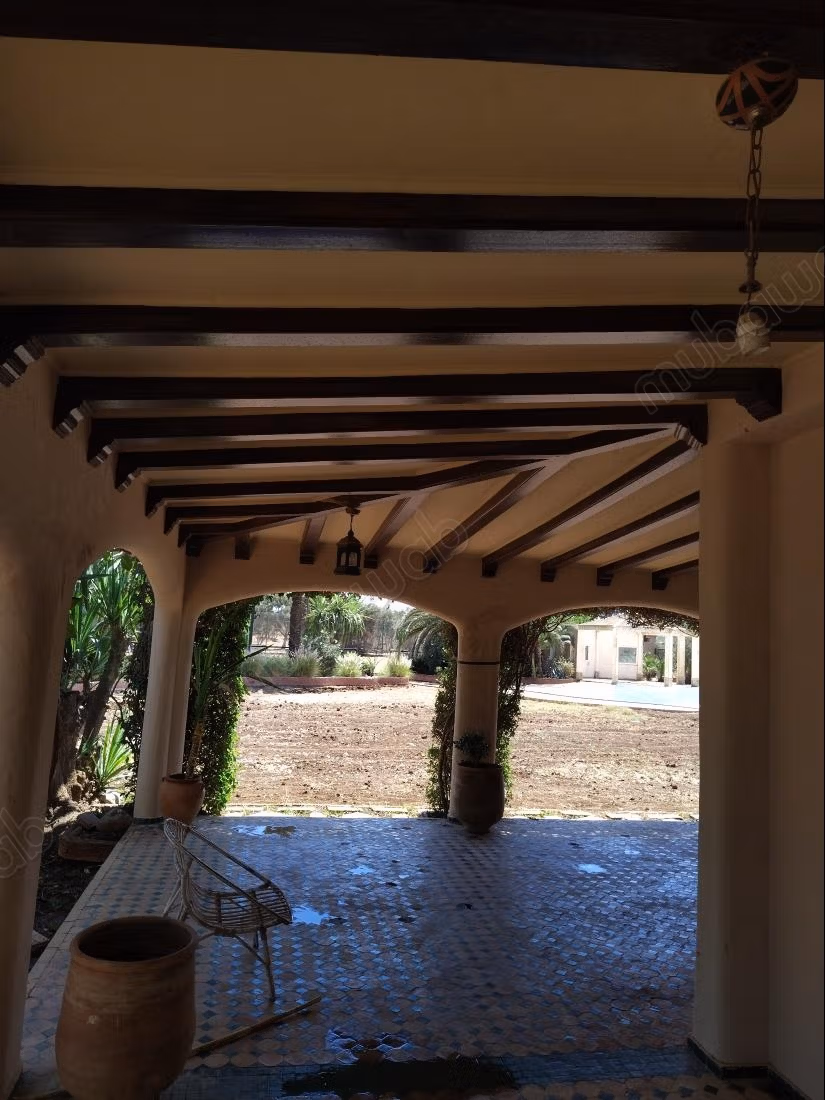 Venta de una casa excelente en Al-Falin. 10 habitaciones. Amueblado