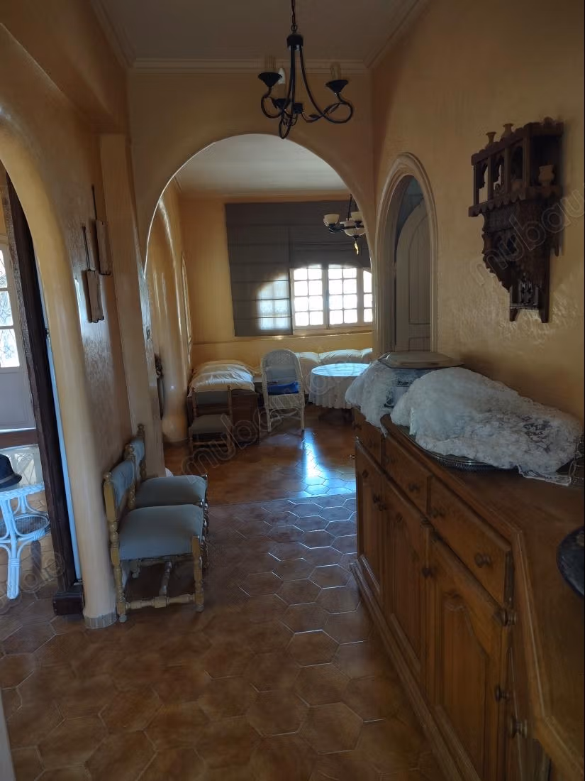 Venta de una casa excelente en Al-Falin. 10 habitaciones. Amueblado
