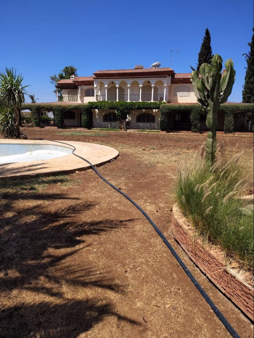 Venta de una casa excelente en Al-Falin. 10 habitaciones. Amueblado