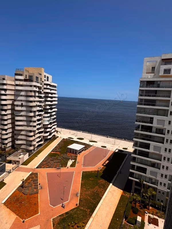 Apartamento en venta en Marina de Casablanca. Superficie de 65 m². Todo confort con chimenea y aire acondicionado.