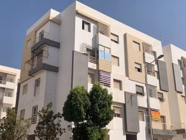 Appartement à vendre a Hay Mohammadi 
Saada 2