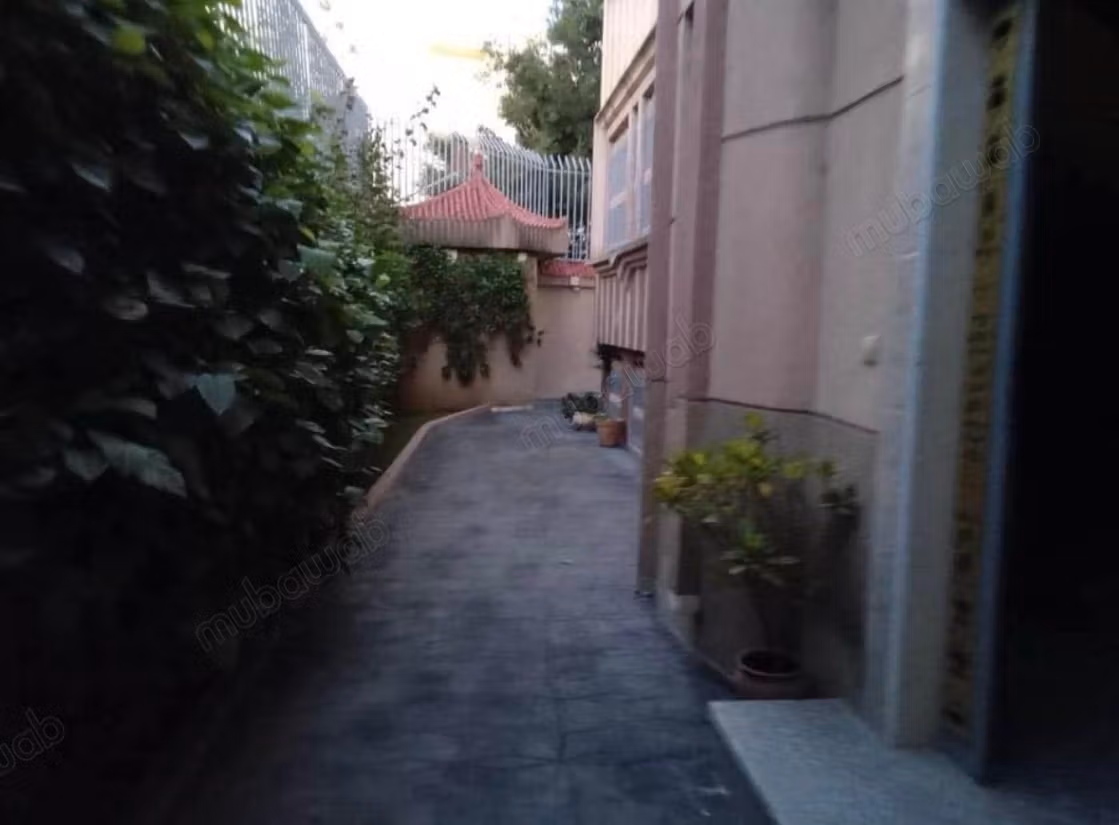 Villa for sale in the city center