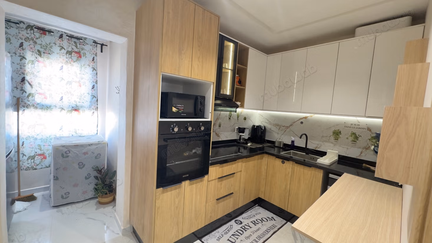 Appartamento arredato con 2 camere da letto nuovo in affitto a lungo termine nella residenza Hivernage con piscina