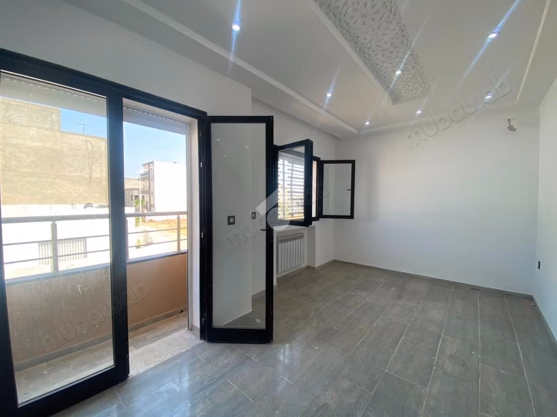 Etage de villa en location