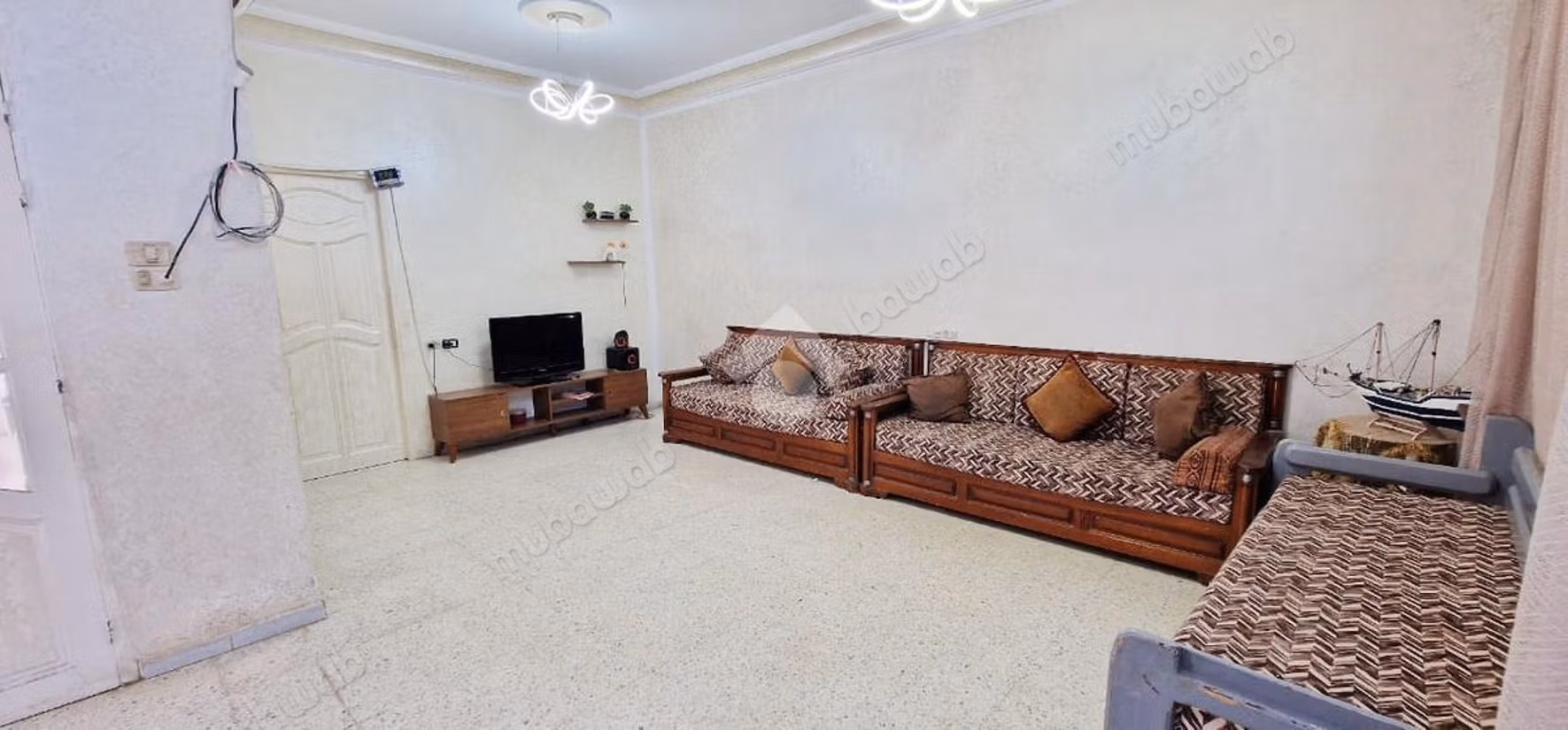 Semi-detached house for sale