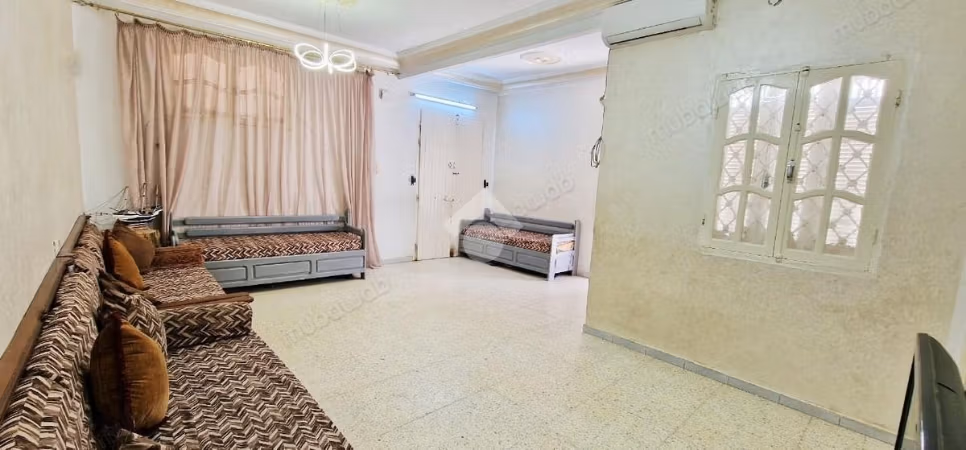 Semi-detached house for sale