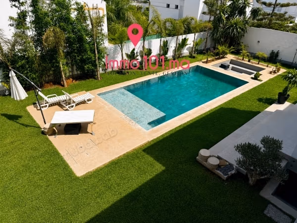 Location villa vide à El Menzeh