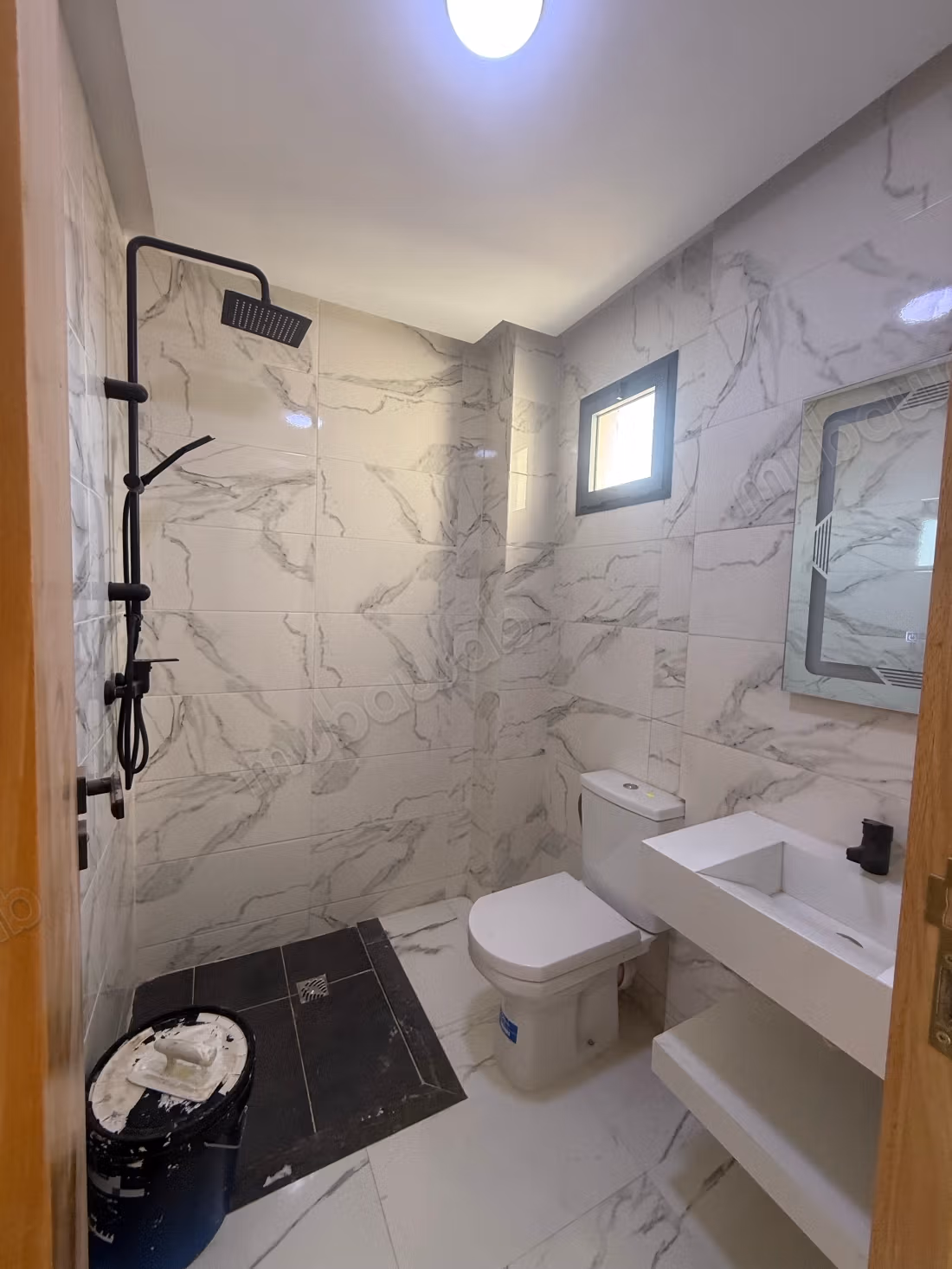 Hermoso apartamento en venta en la playa de Sidi Rahal. 3 habitaciones maravillosas. Puerta sólida y antena satelital