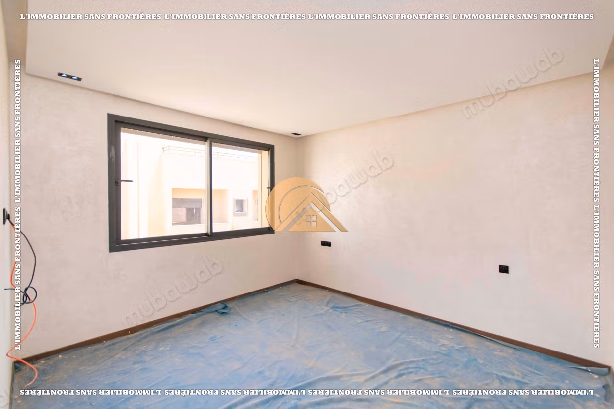 Empty villa with swimming pool and waterfall for sale in Targa