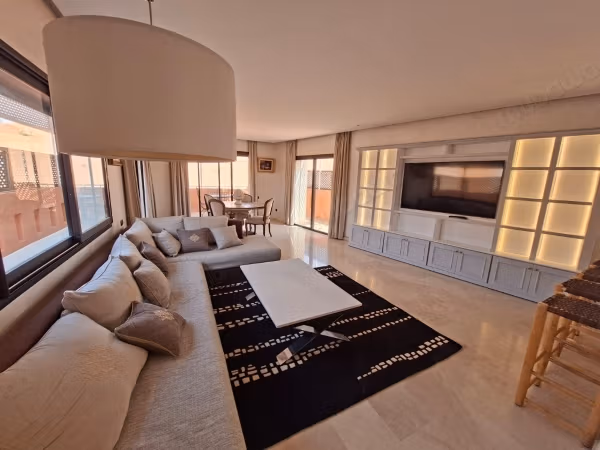 Very nice apartment for rent in Guéliz. 
2 beautiful rooms. 
Well decorated