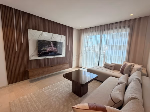 Cosy studio on elevated floor with terrace