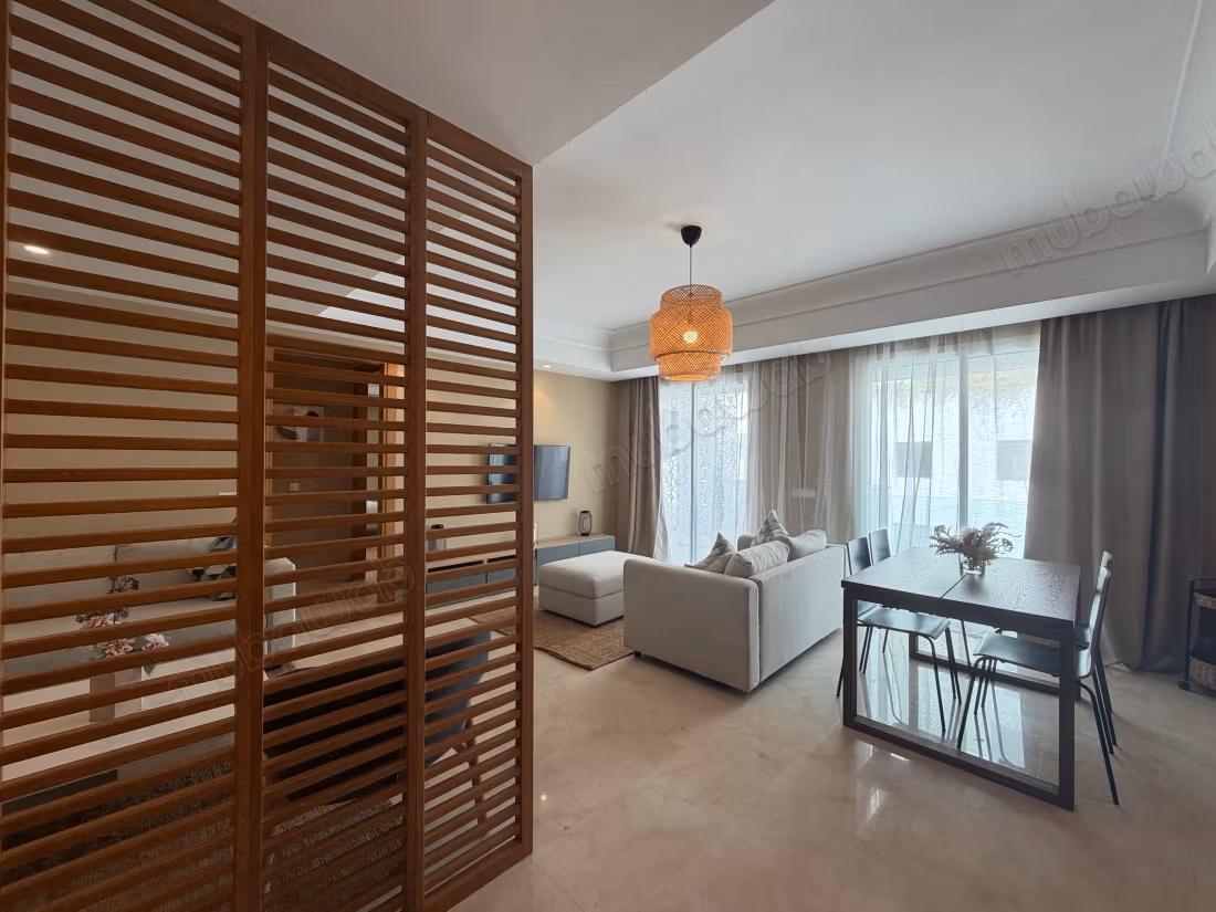 Appartement de deux chambres meublé à CFC à louer