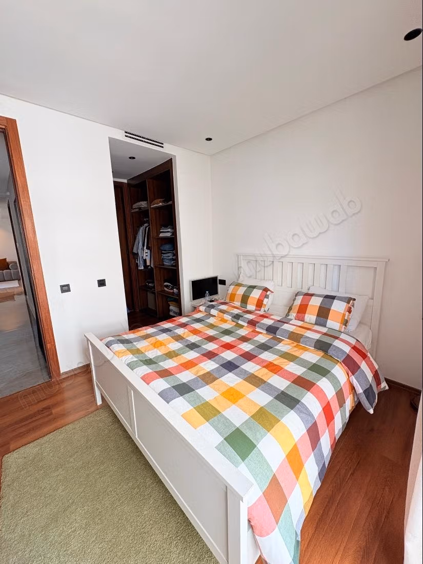 Magnifica appartamento arredato con 3 camere CFC