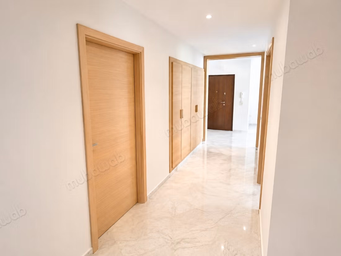 À louer – S4 très lumineux 156 m² à L'Aouina