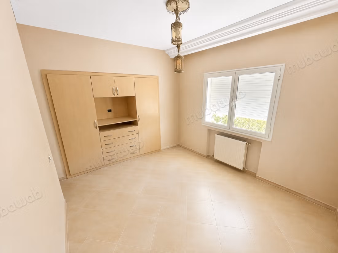 À louer – S4 très lumineux 156 m² à L'Aouina