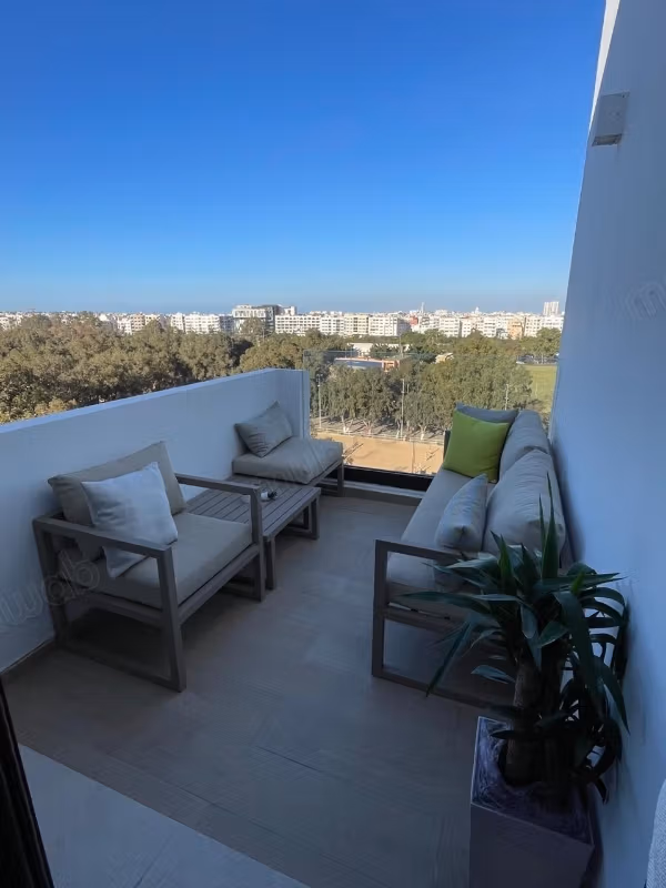 Superbo appartamento in affitto a Casablanca Finance City. Superficie 90 m² ultimo piano Senza affacciato arredato
