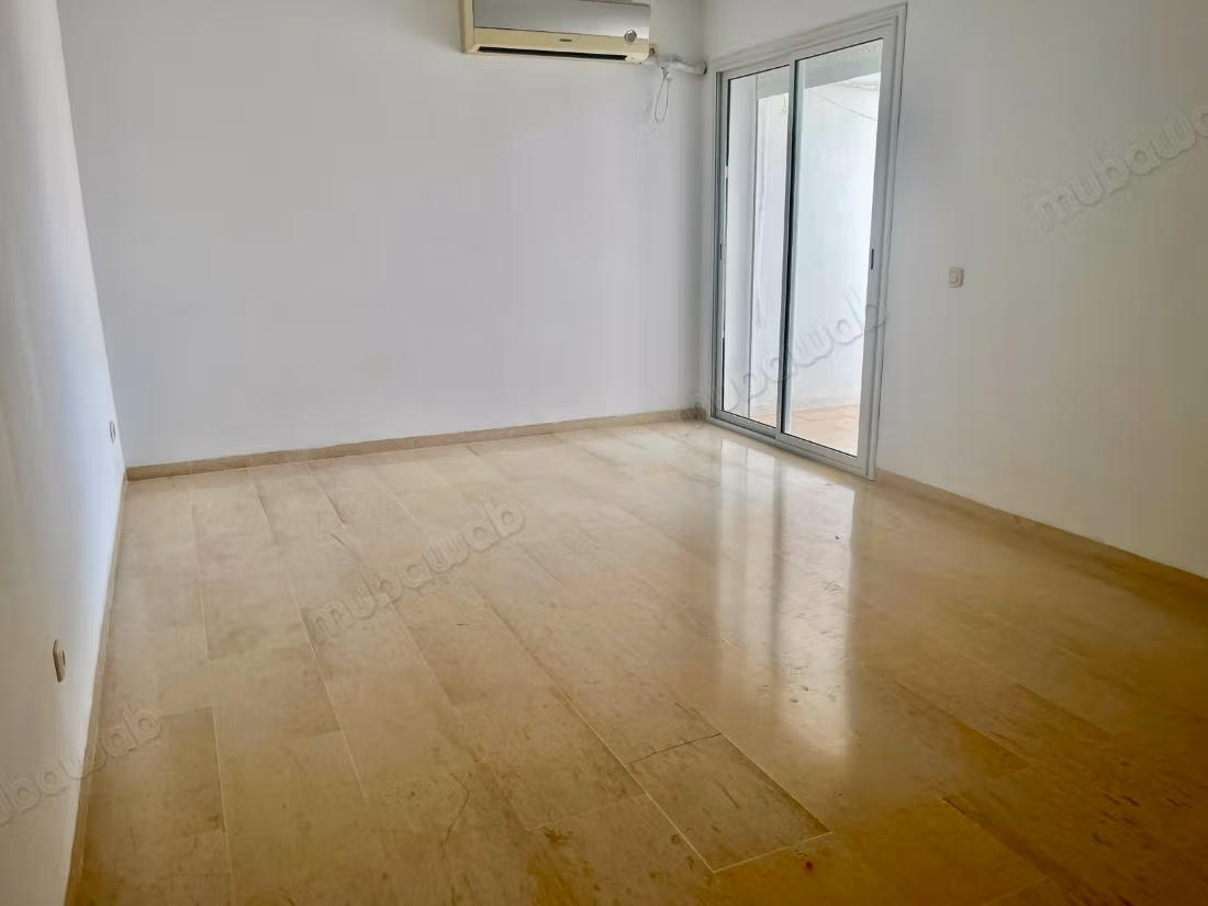 For sale S2 apartment in Ariana Essoghra