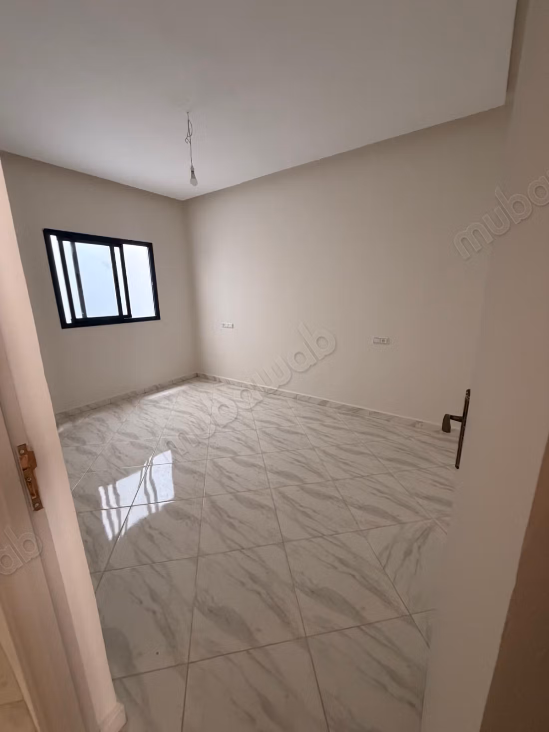 Brand new apartment for sale in EL Hajeb Yakout 2