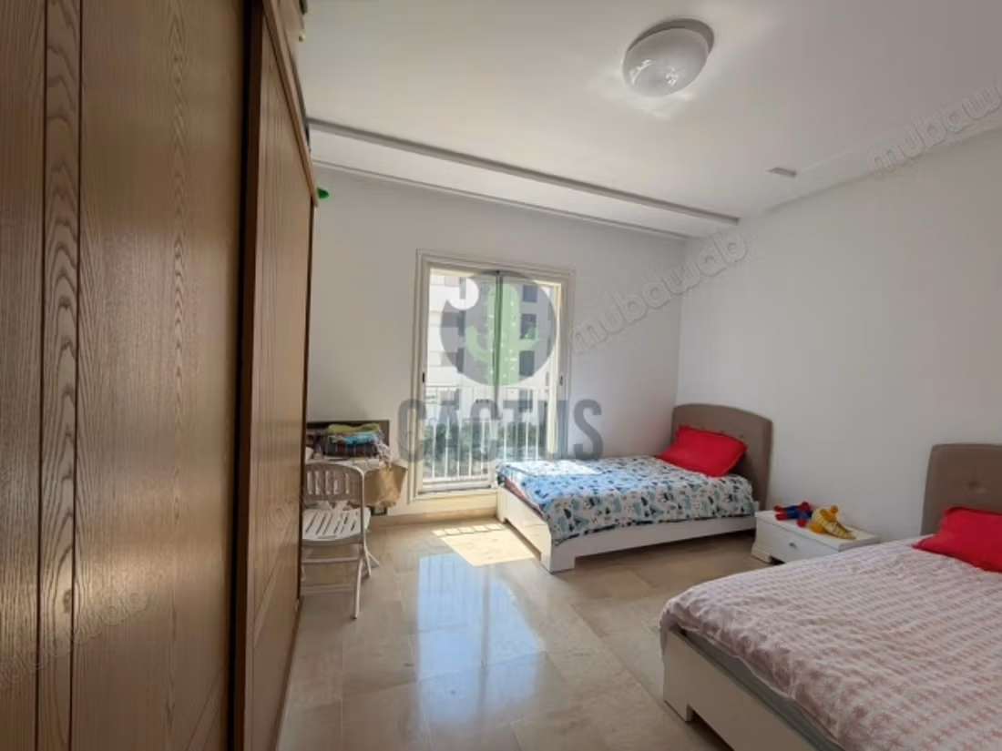 À vendre S2 dans une résidence à cité el wafaNabeu