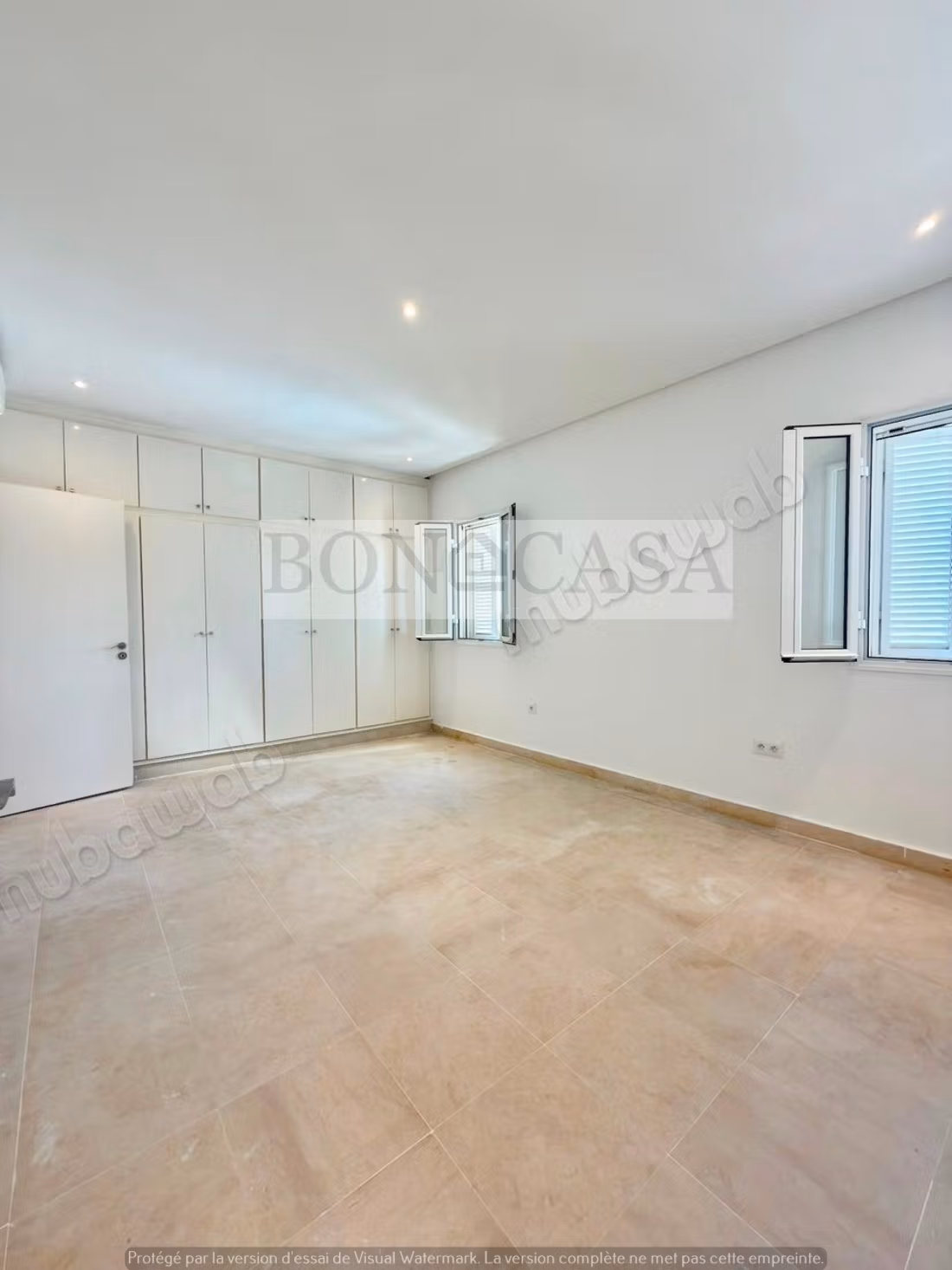 S2 avec terrasse vue dégagée à louer à Gammarth