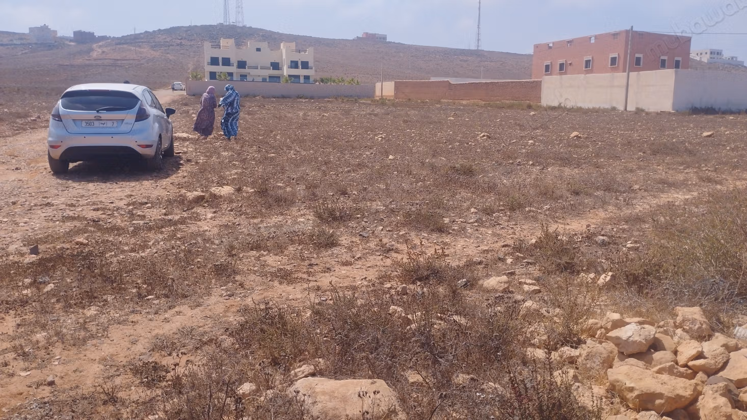 Terrain titre a vendre a mierleft