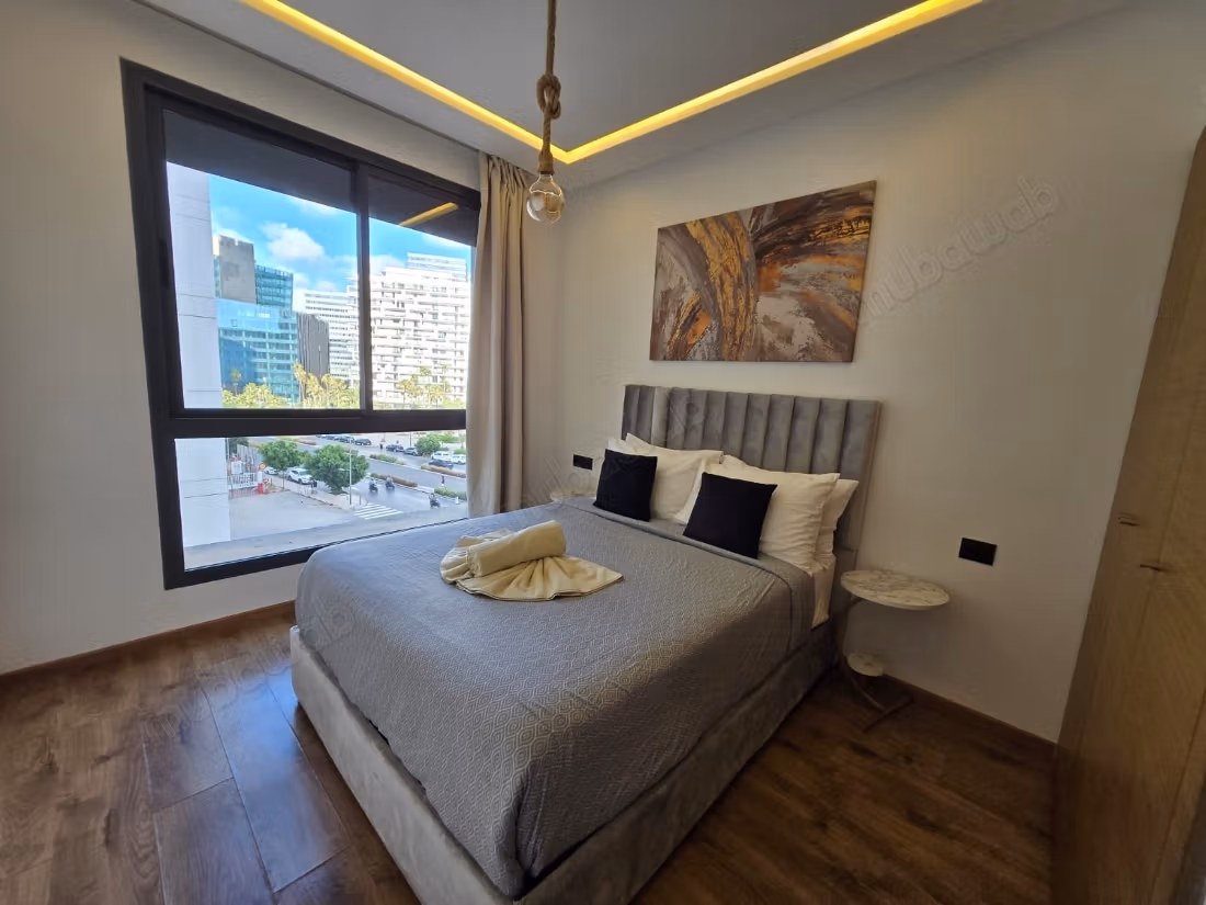 Location d'un appartement à Casablanca Finance City. 
2 chambres. 
Bien meublé