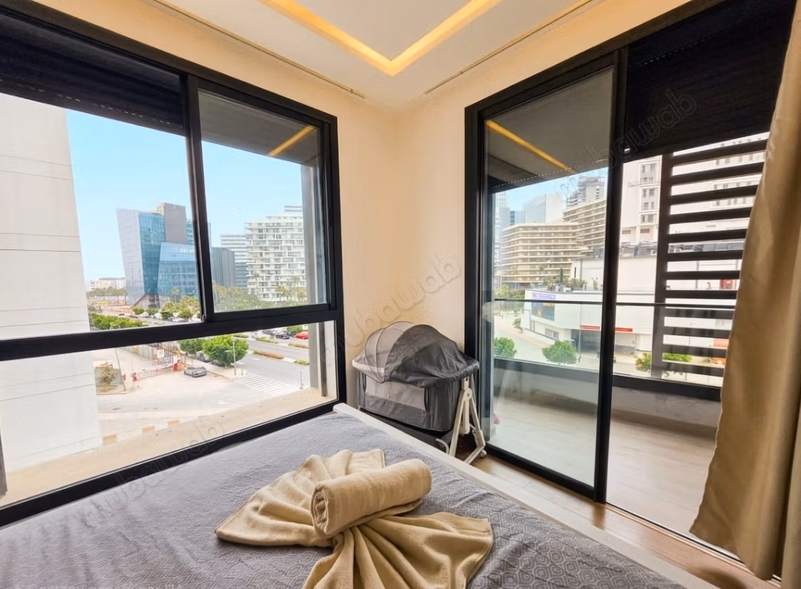 Location d'un appartement à Casablanca Finance City. 
2 chambres. 
Bien meublé