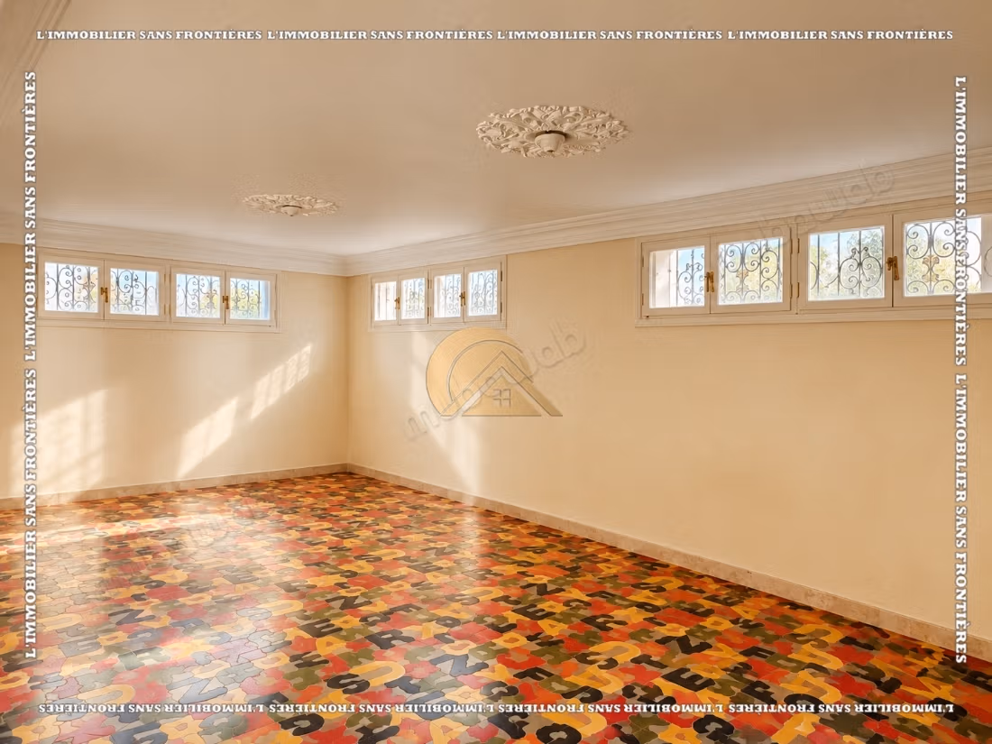 Villa vide avec piscine privée à louer à Targa