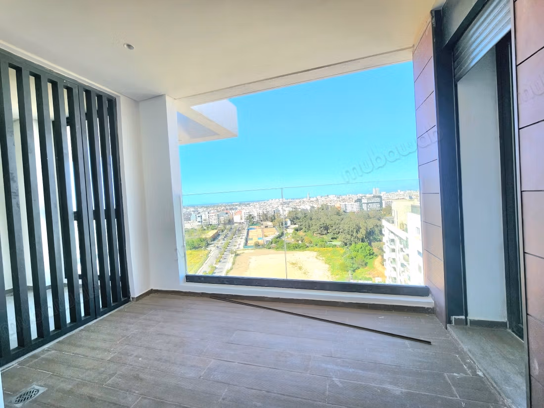 Bel appartamento in affitto a Casablanca Finance City. 4 camere confortevoli. Porta sicura e riscaldamento centralizzato
