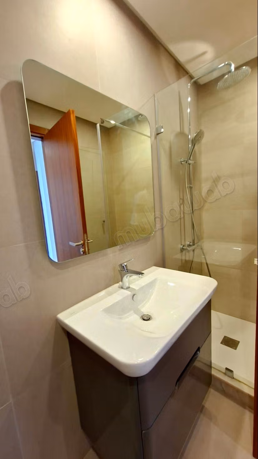 Appartement neuf en location a souissi