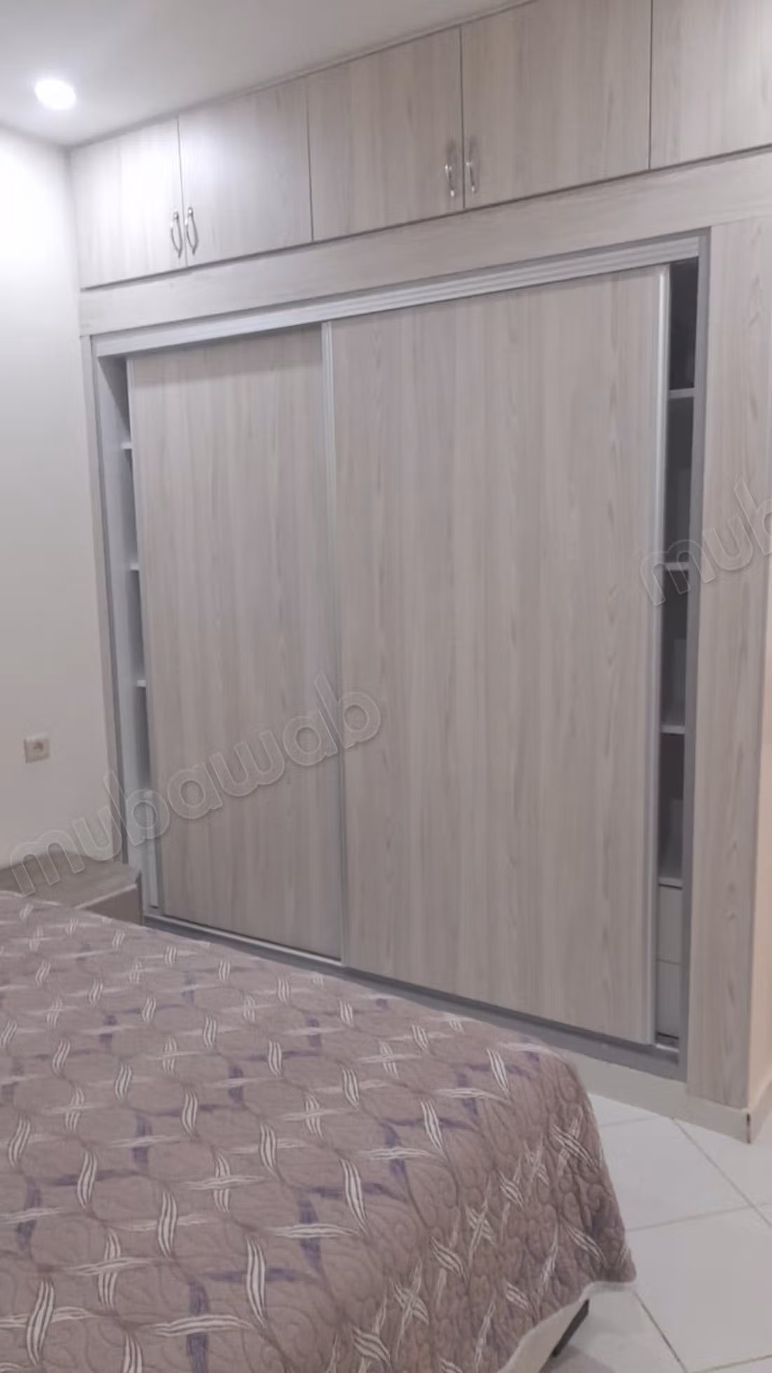 Appartements à louer à Hay Mohammadi. Surface totale 62 m². Salon traditionnel marocain, résidence sécurisée