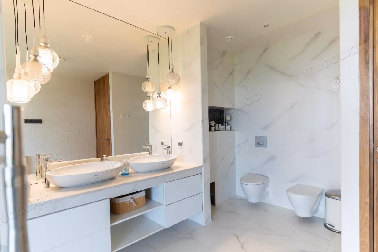 Villa moderna con 5 camere da letto in affitto LOM23056