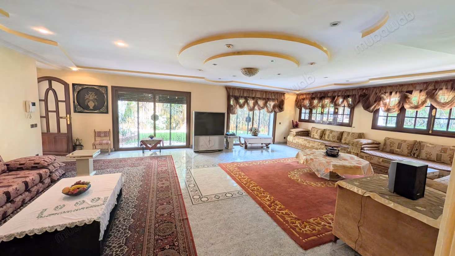 Somptueuse villa à vendre à Sidi Maarouf, 3 façades 468 M2