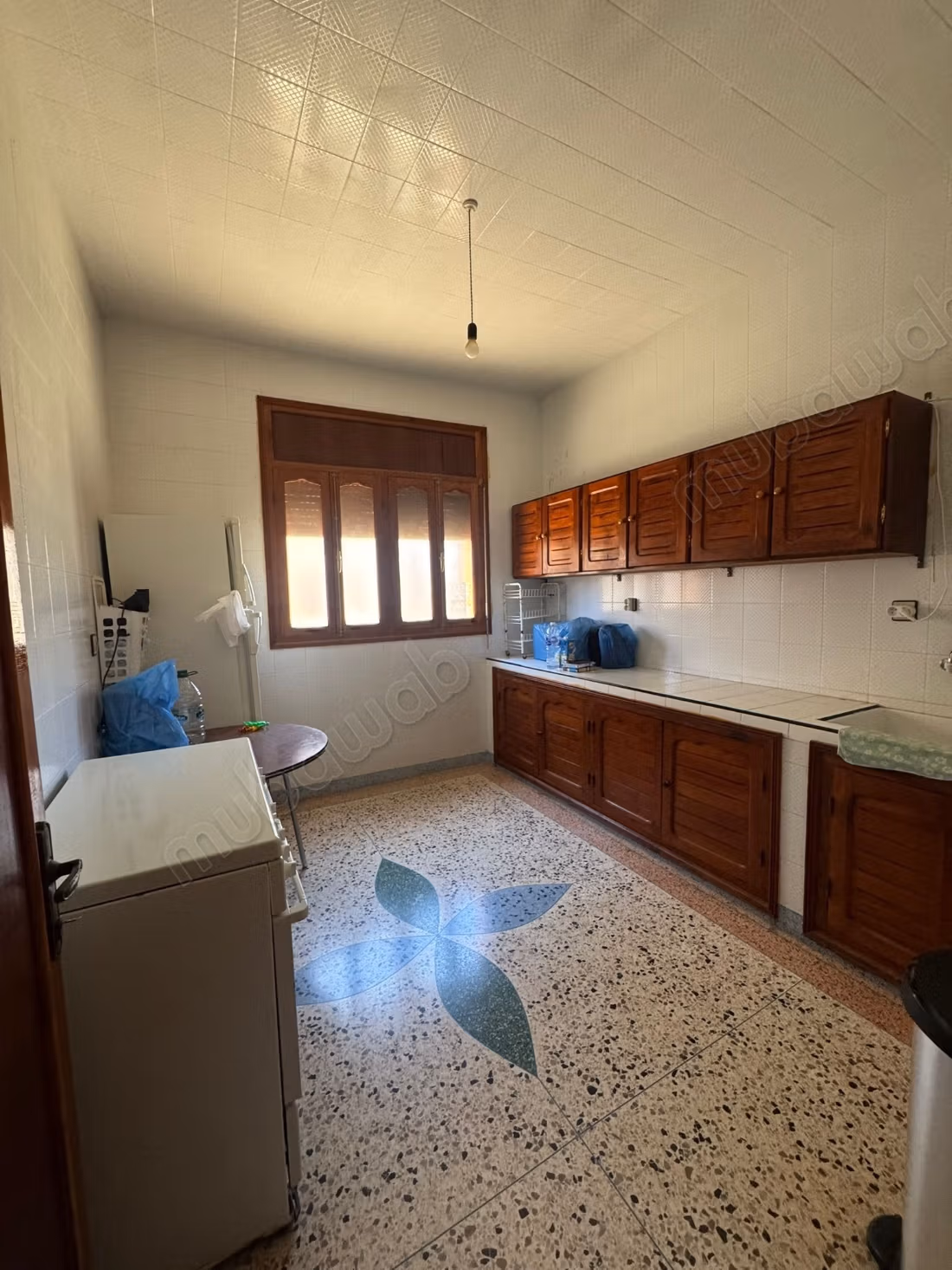 Te koop: huizen. 6 Kamers
