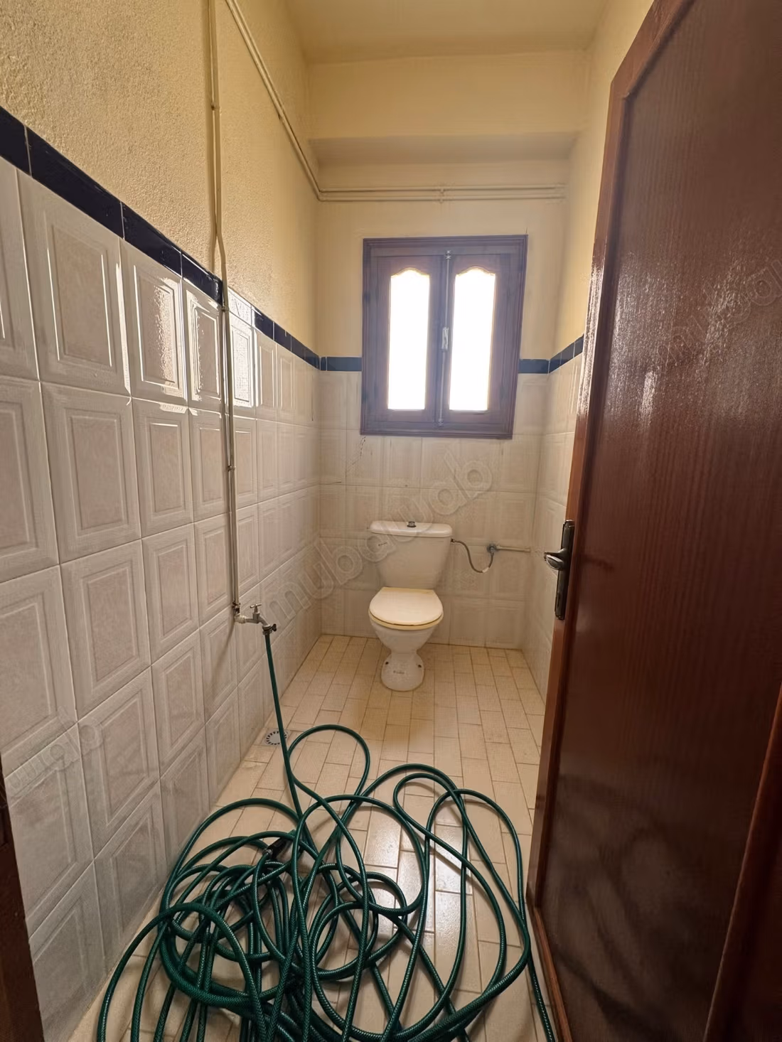 Te koop: huizen. 6 Kamers
