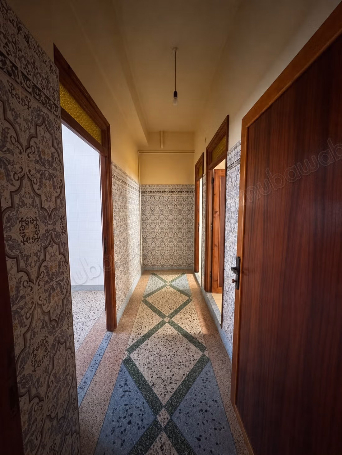 Te koop: huizen. 6 Kamers
