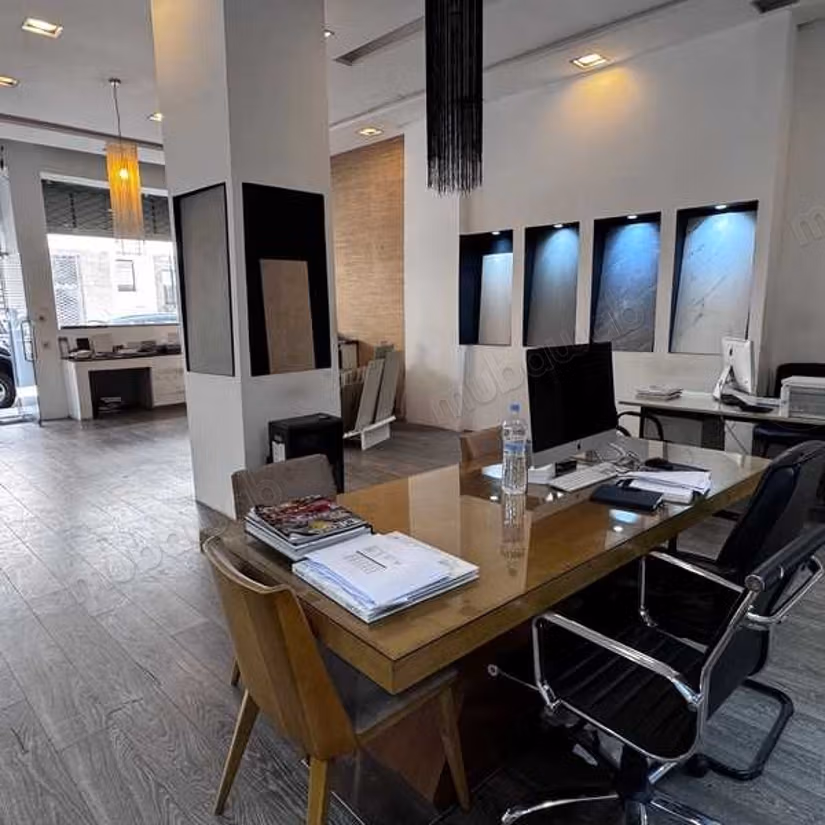 Commercieel pand te koop van 93,0 m² in Casablanca, Burger