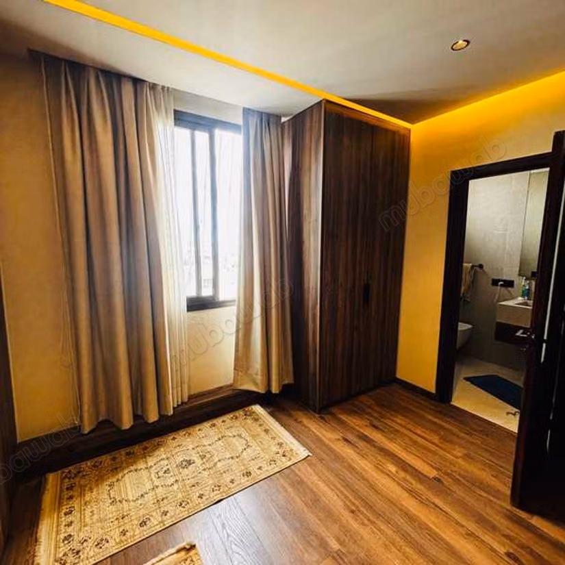 Appartement à Louer de 244.0 m² à Casablanca, Racine