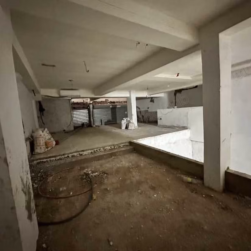 Commercial space for rent of 159.0 m² in Casablanca, California
