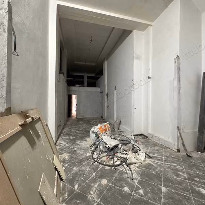 Commercial space for rent of 159.0 m² in Casablanca, California