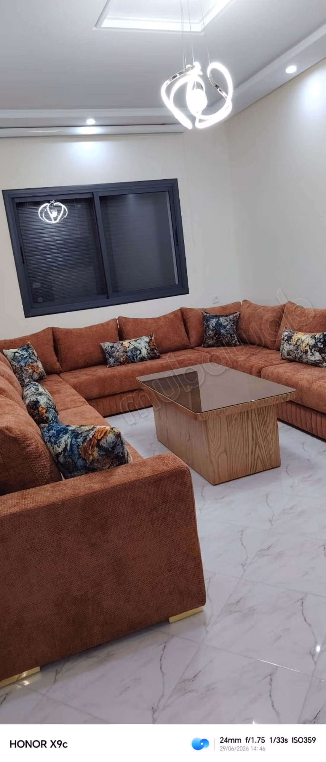Appartement te huur in de Hassani wijk. Totale oppervlakte 85 m². gemeubileerd